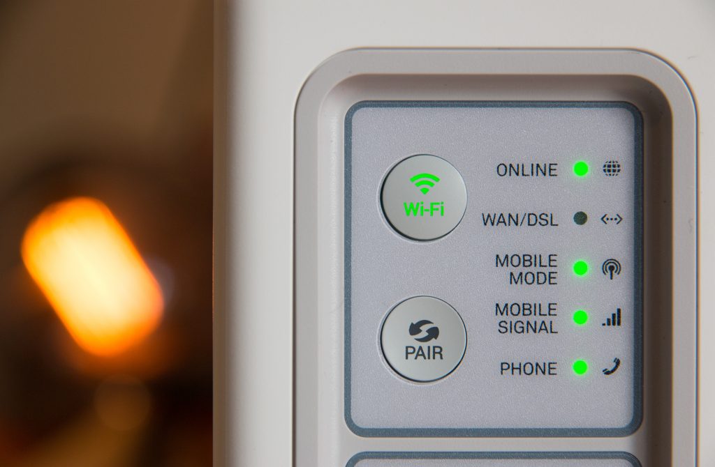 Must Have Gadgets for Todays Digital Nomad